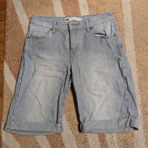 Levi's railroad stripe Bermuda shorts size 4